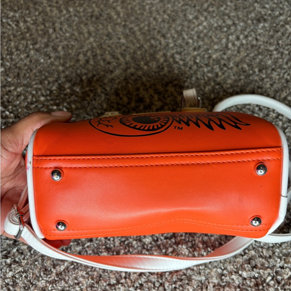 VINTAGE Von Dutch Orange and White Women's Bag!! - Picture 4 of 7